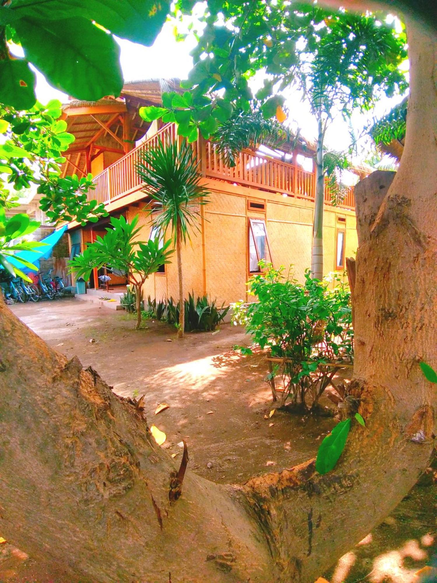 Hotel Lima Bintang Gili Trawangan Exteriér fotografie
