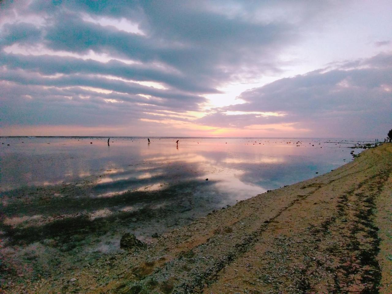 Hotel Lima Bintang Gili Trawangan Exteriér fotografie